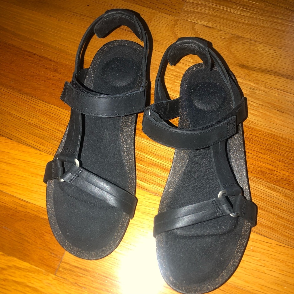 Women’s Teva Sandals